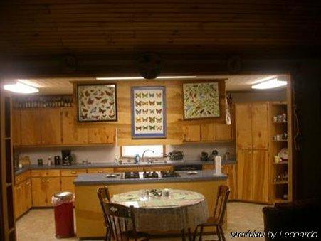 Allen Acres Bed And Breakfast DeRidder Restaurant photo